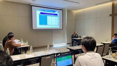 apr27-presentations 217_chumphon