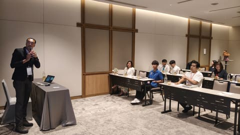 apr27-presentations 356_phon-lan