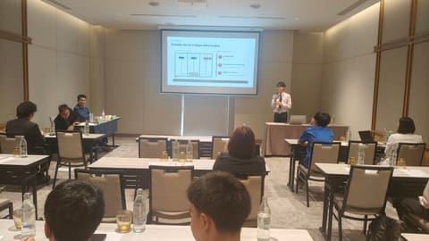 apr27-presentations 367_phon-lan