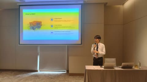 apr27-presentations 370_phon-lan