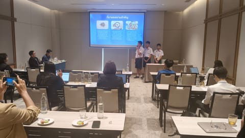 apr27-presentations 381_phon-lan
