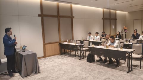 apr27-presentations 442_phon-lan