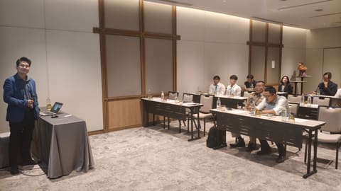 apr27-presentations 443_phon-lan
