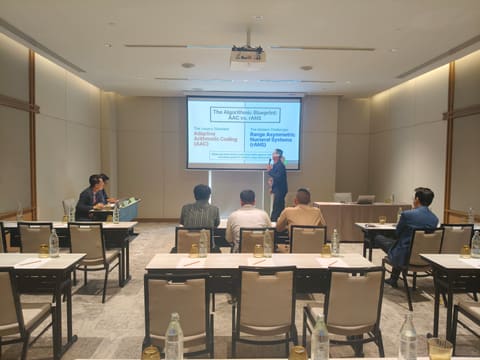 apr27-presentations 462_phon-lan
