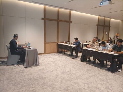 apr27-presentations 464_phon-lan