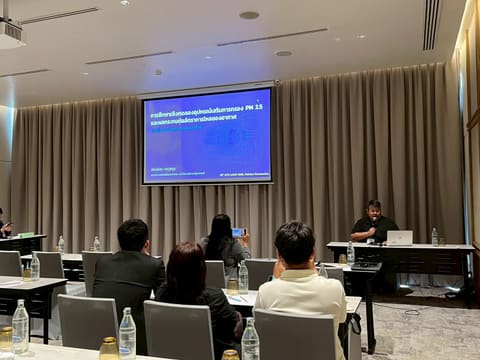 apr27-presentations 483_phon-saen