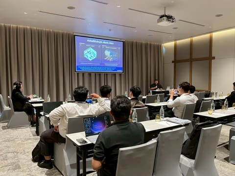 apr27-presentations 485_phon-saen