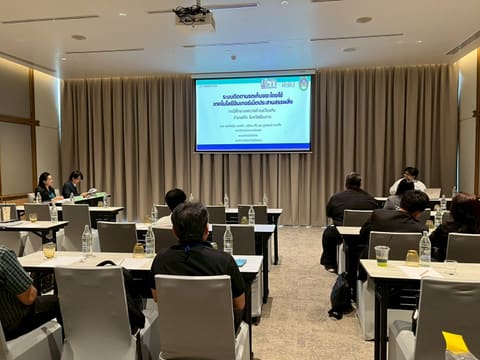 apr27-presentations 489_phon-saen