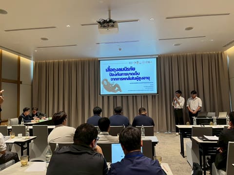 apr27-presentations 534_phon-saen