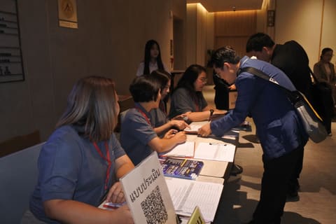 apr27-registration 001