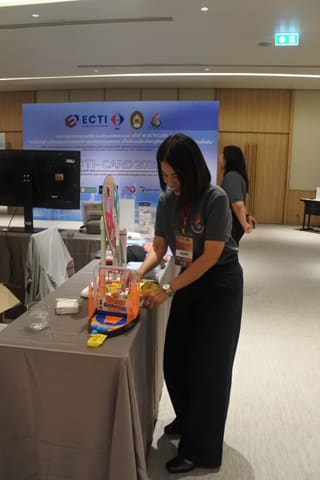 apr27-registration 006