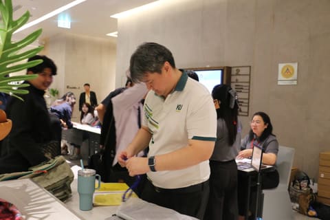 apr27-registration 052
