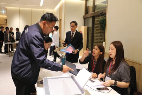 apr27-registration 061
